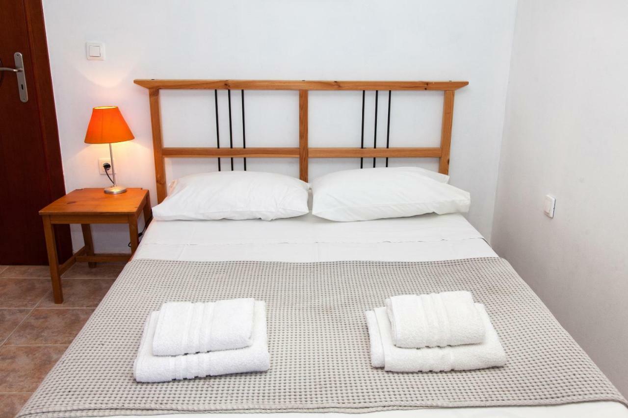 Karthean Villas Ioulis Buitenkant foto