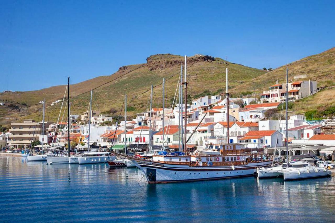 Karthean Villas Ioulis Buitenkant foto